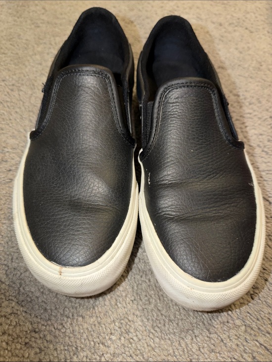 Vans Shoes - Vans slip on COMFORT shoes size 6 1/2 Black with White bottom